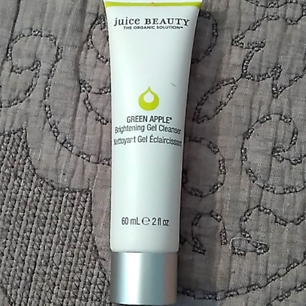 Brightening Gel Cleanser!!!